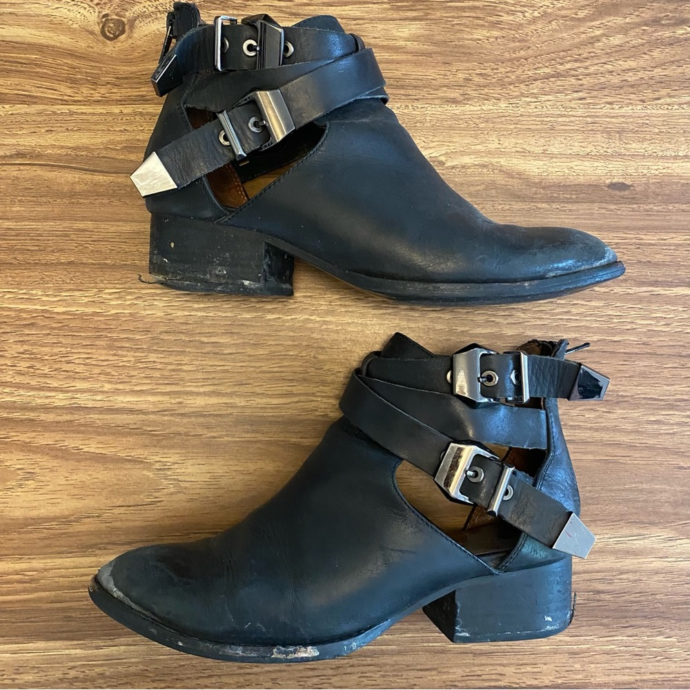 Jeffrey Campbell Everly Ankle Boot - Black